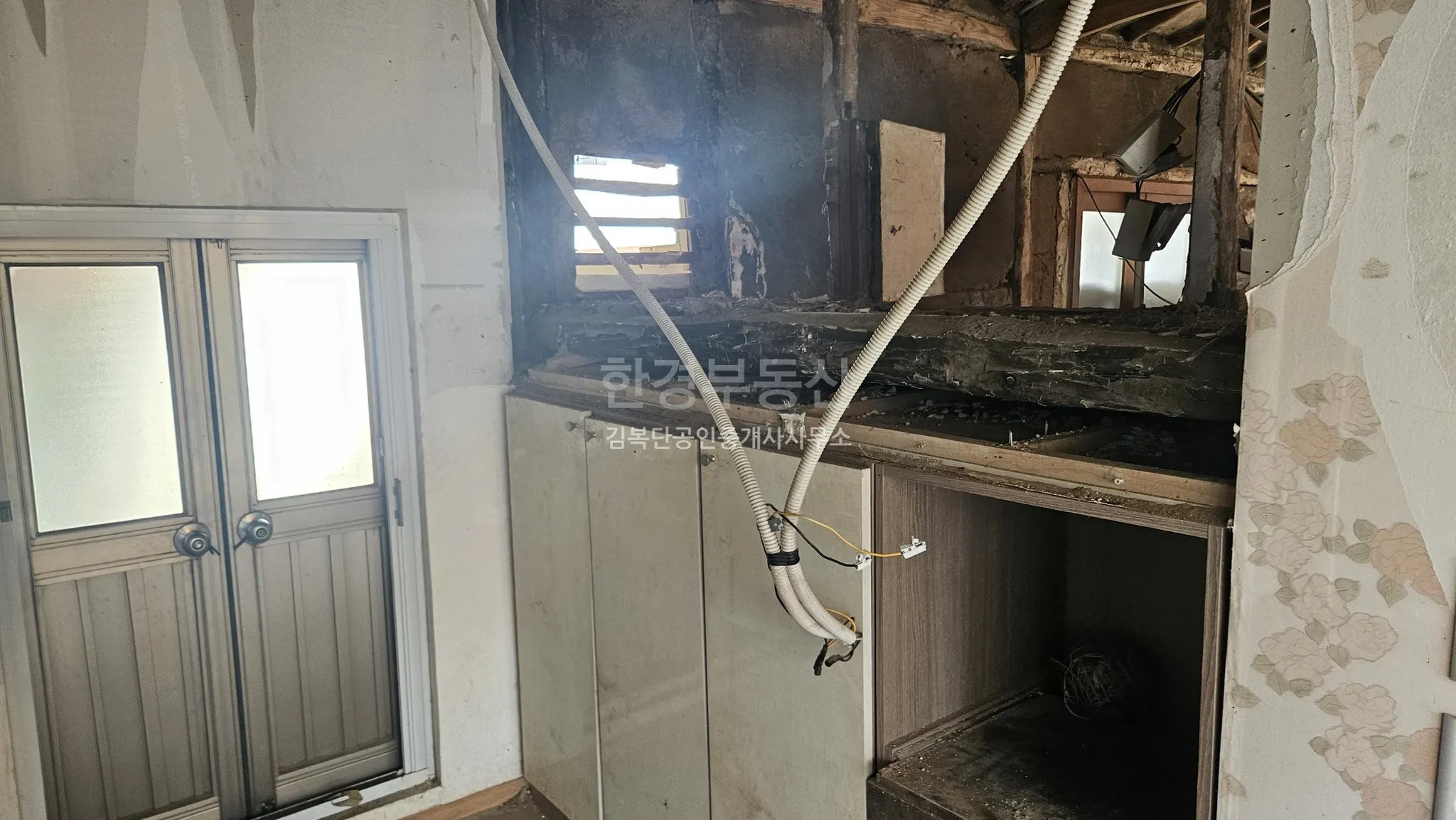 Wooden Detached House with Exposed Rafters for Sale in Ganghwa-eup, Ganghwa-gun, Incheon photo 10