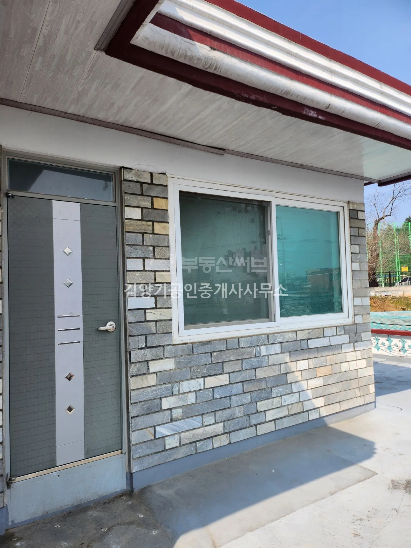 Two-Story Detached House for Sale in Gyo-dong, Gangneung-si, Gangwon-do; Remodeling Needed photo 10