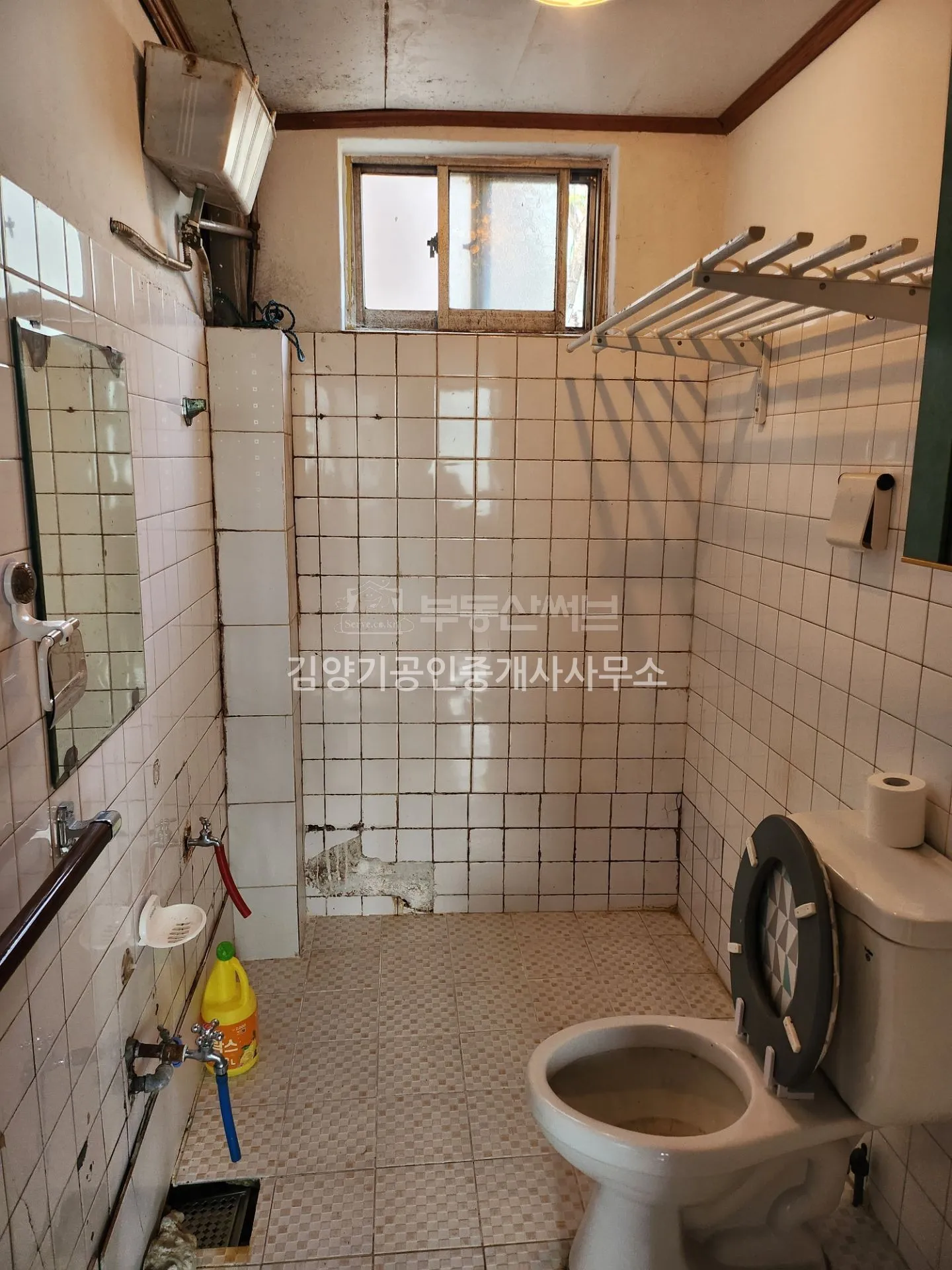 Two-Story Detached House for Sale in Gyo-dong, Gangneung-si, Gangwon-do; Remodeling Needed photo 7