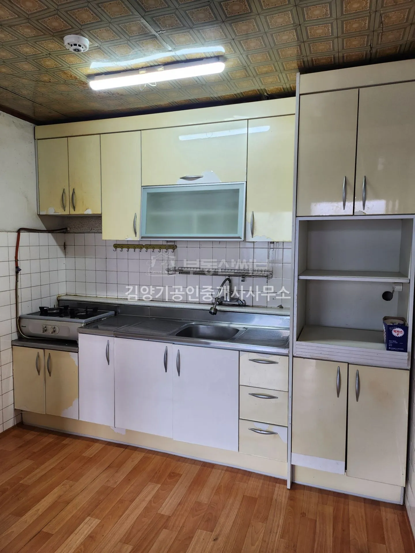 Two-Story Detached House for Sale in Gyo-dong, Gangneung-si, Gangwon-do; Remodeling Needed photo 6