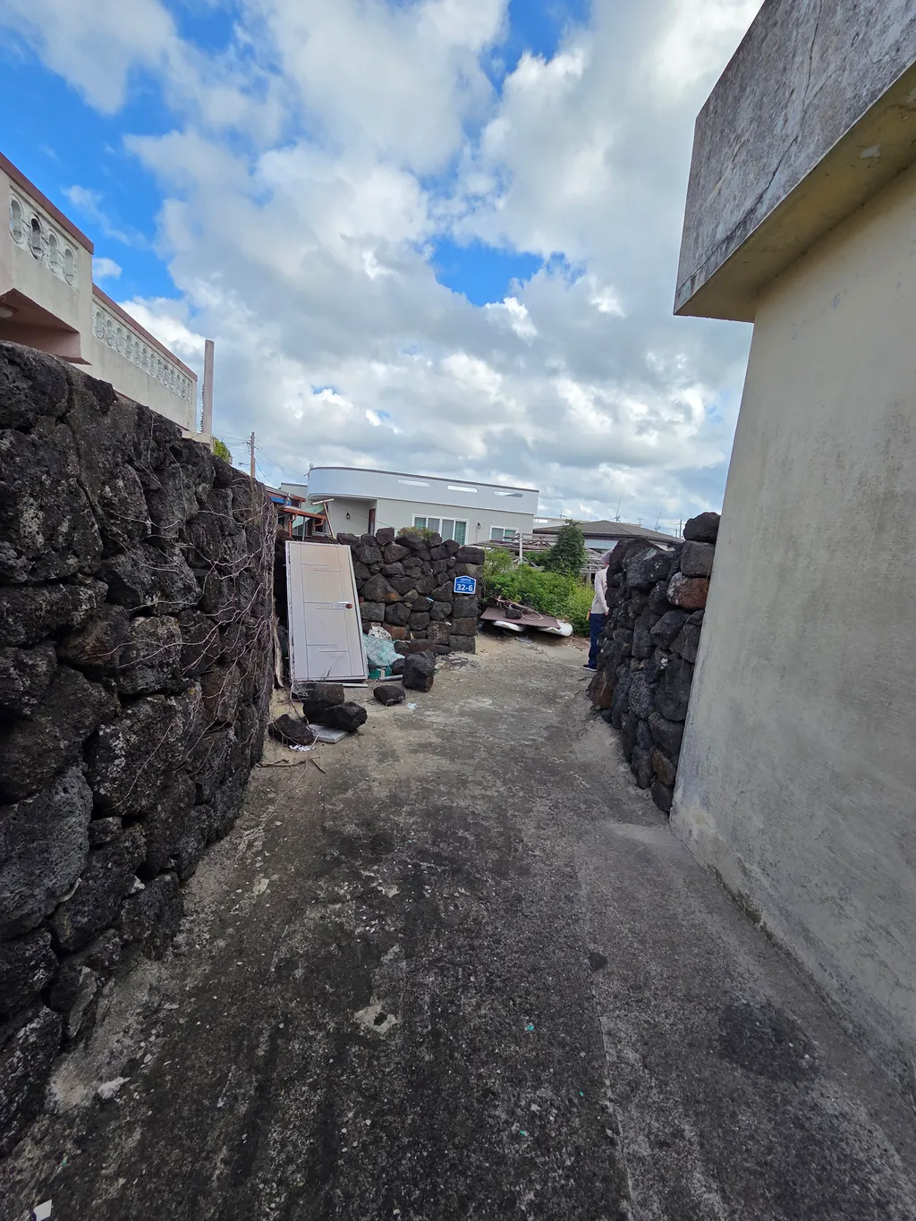 Old farmhouse for sale in Gimnyeong-ri, Gujwa-eup, Jeju, Jeju-do photo 6