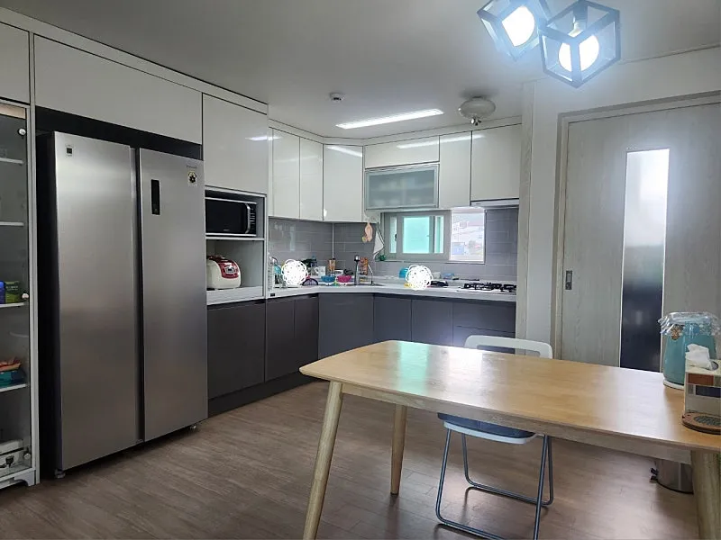 Rural-Style Villa for Sale in Songak-eup, Dangjin-si, Chungcheongnam-do — Top Floor with Open Views at the Front and Back photo 5
