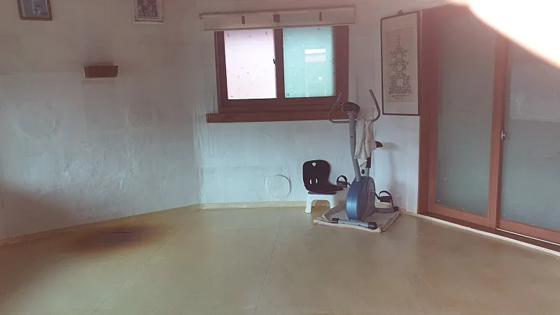 Country Home for Sale with Yard and Workshop in Iwon-myeon, Okcheon-gun, Chungcheongbuk-do photo 6