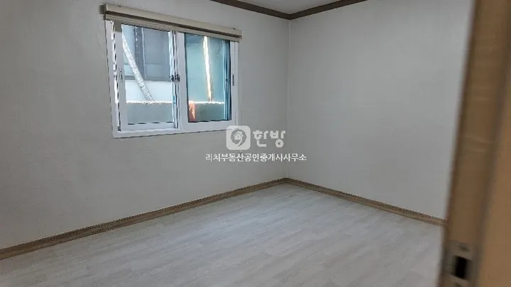 Fully Renovated Detached House for Sale in Hyoga-dong, Donghae, Gangwon-do, with a South-Facing Garden Plot photo 7