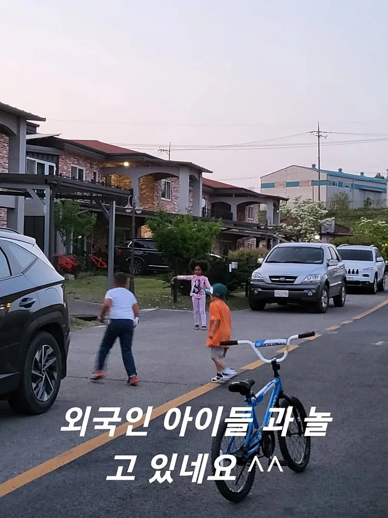 Townhouse for Sale in Dunpo-myeon, Asan, Chungcheongnam-do — 180 pyeong Lot, 84 pyeong House photo 7