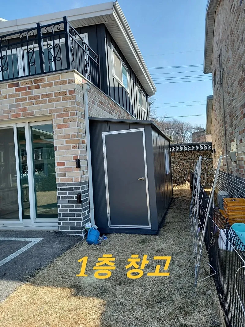 Townhouse for Sale in Dunpo-myeon, Asan, Chungcheongnam-do — 180 pyeong Lot, 84 pyeong House photo 8