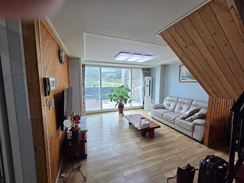 Rural House for Sale in Jang-an-eup, Gijang, Busan, Land 116 Pyeong · 5 Rooms photo 10