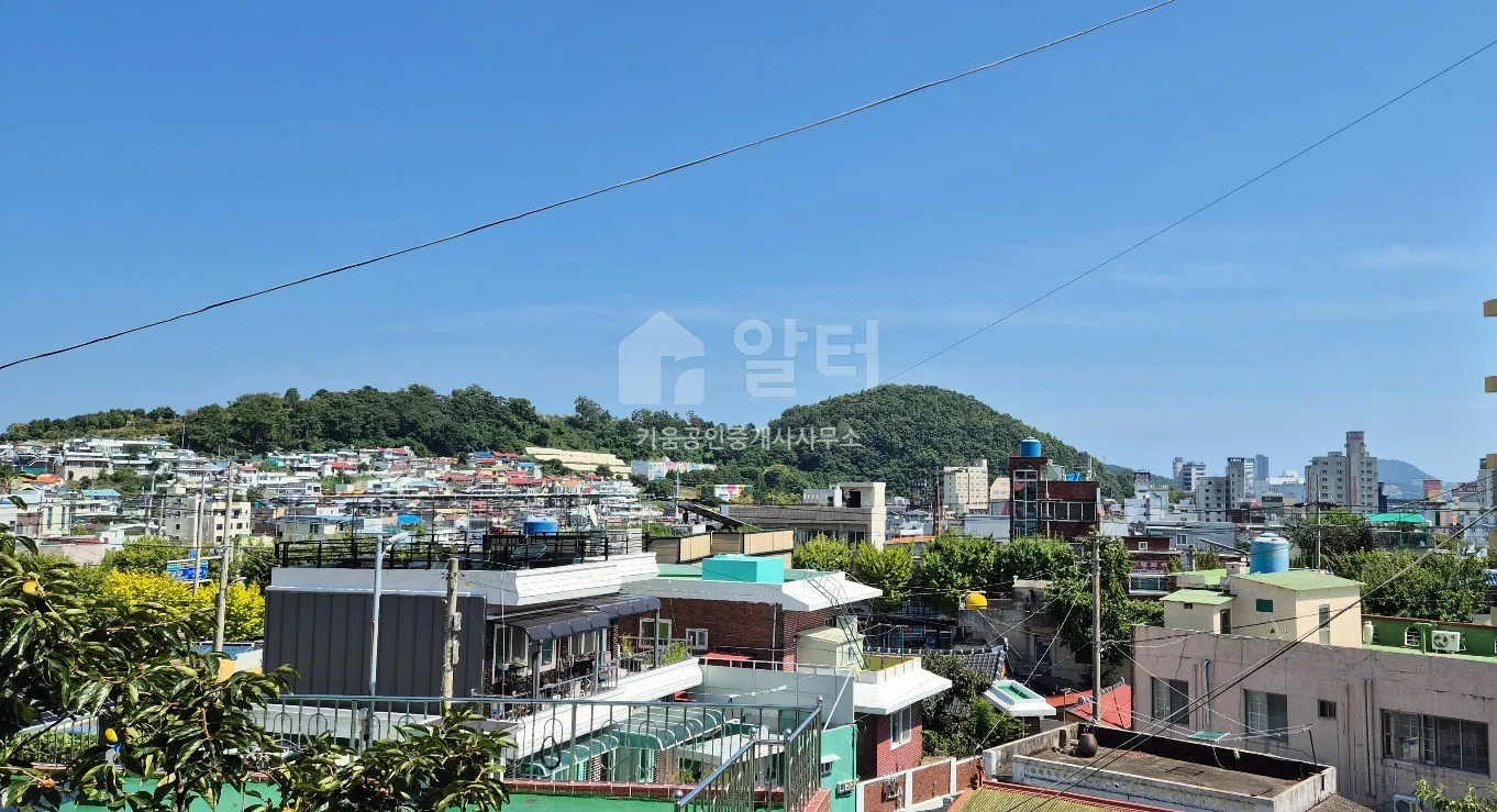 Remodeled Detached House for Sale in Bongsan-dong, Yeosu-si, Jeonnam Gwangju Integrated Special City photo 8