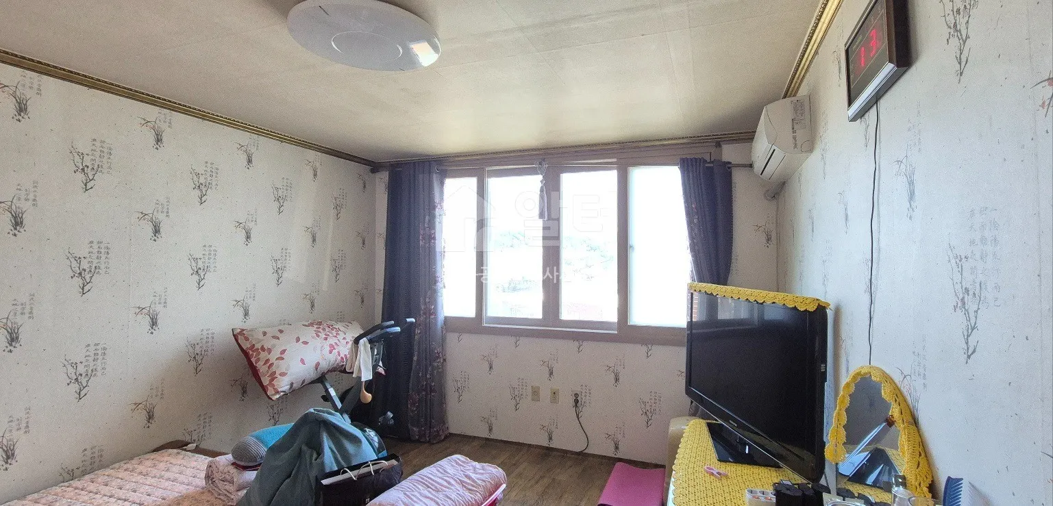 Remodeled Detached House for Sale in Bongsan-dong, Yeosu-si, Jeonnam Gwangju Integrated Special City photo 6
