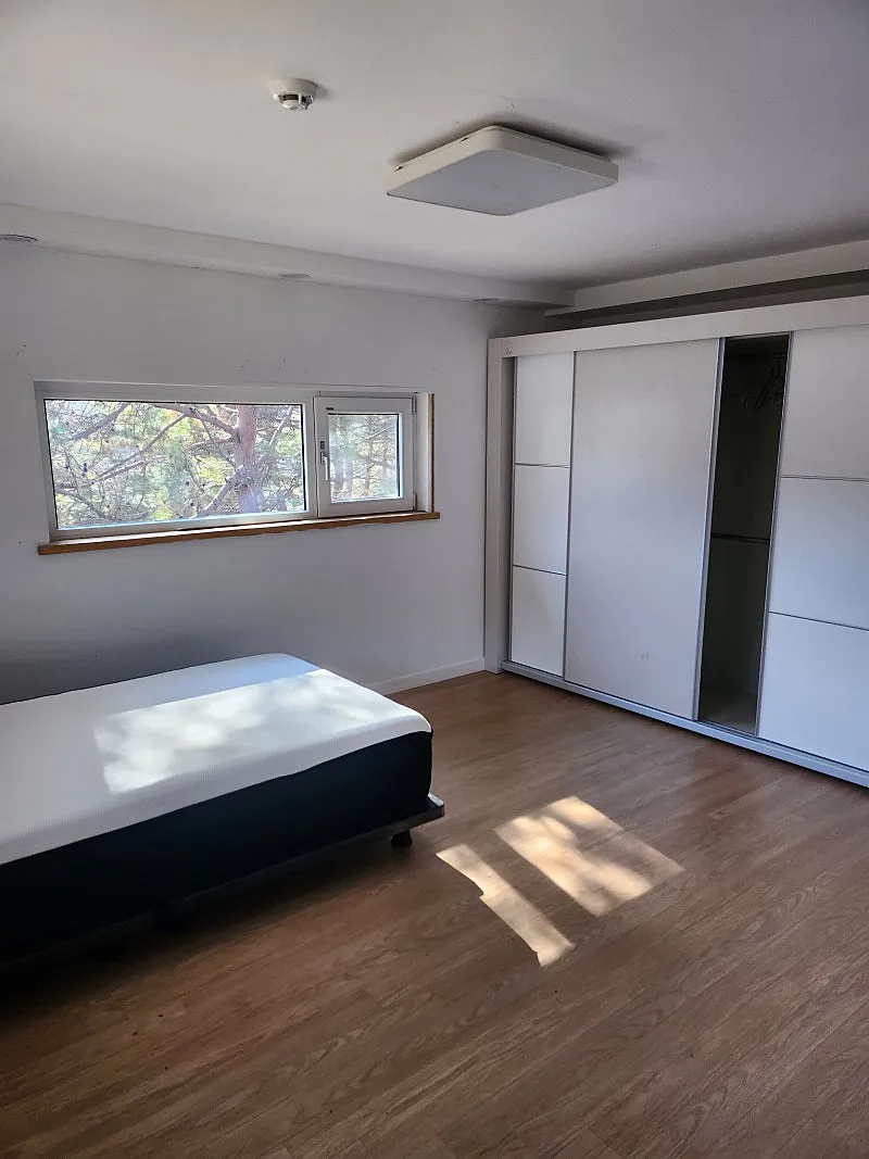 Two-Story, Due-South-Facing Wooden Country House for Sale in Dunnae, Hoengseong, Gangwon-do; Lot Approx. 240 Pyeong photo 8