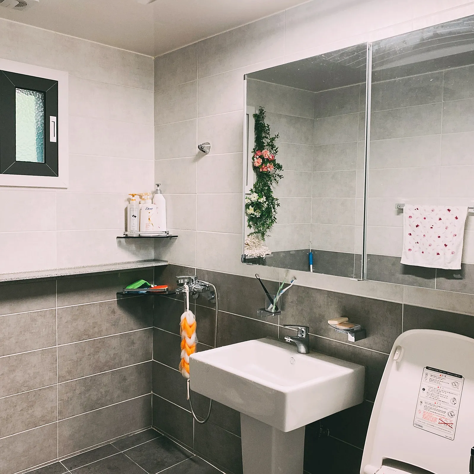 Two-Story Wooden Country House for Sale in the Forest in Bongyang-eup, Jecheon, North Chungcheong Province; 240 Pyeong of Land photo 7