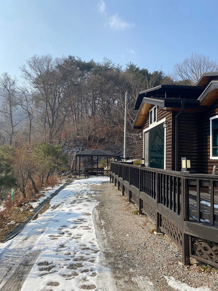 Two-Story Wooden Country House for Sale in the Forest in Bongyang-eup, Jecheon, North Chungcheong Province; 240 Pyeong of Land photo 2
