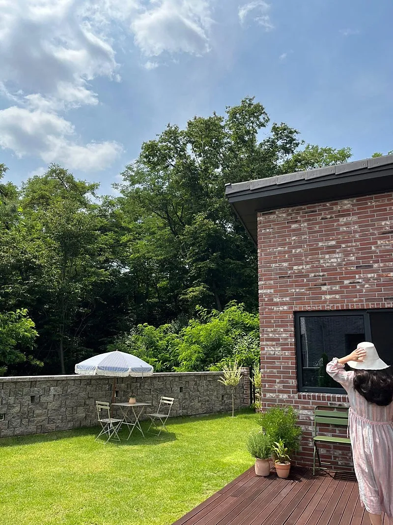 South-Facing Country Home for Sale in Chuncheon, Gangwon Province, Land 100 Pyeong · House 44 Pyeong photo 4
