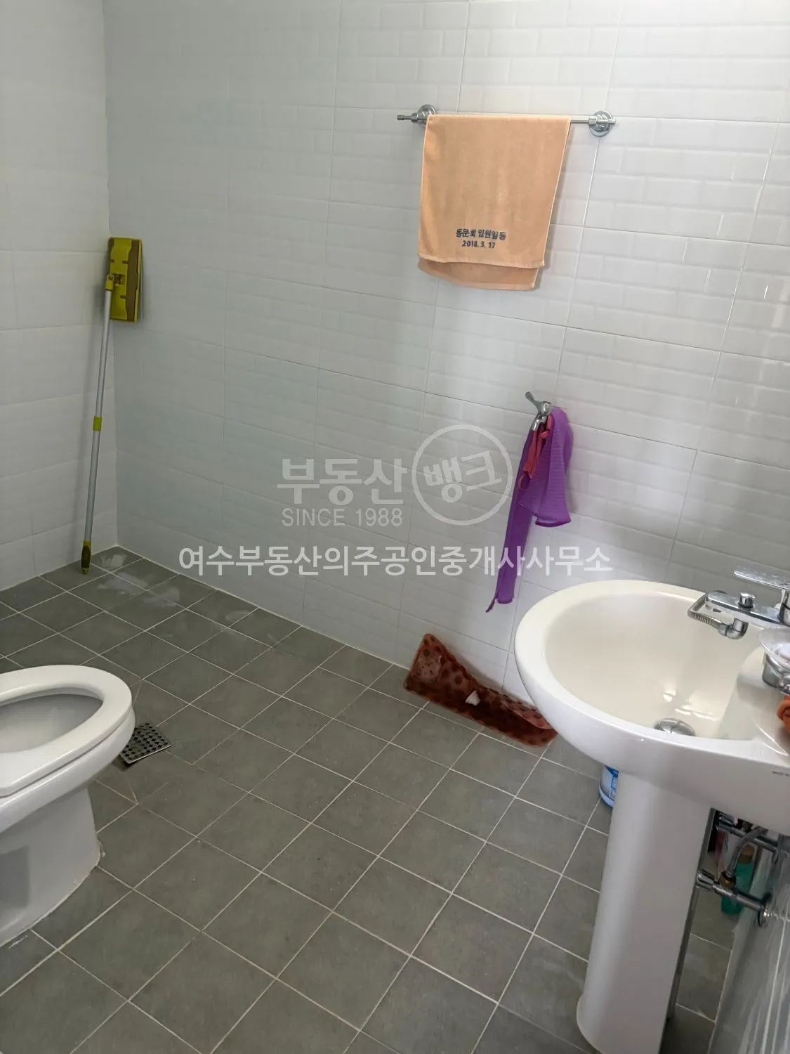 Rural Home for Sale by the Sea in Dolsan-eup, Yeosu, Jeonnam-Gwangju Integrated Special City photo 8