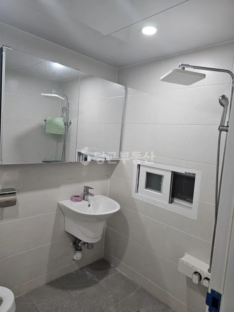3-Story Country Home for Sale in Jangnim-dong, Saha-gu, Busan, Total Floor Area 33.1㎡ photo 2