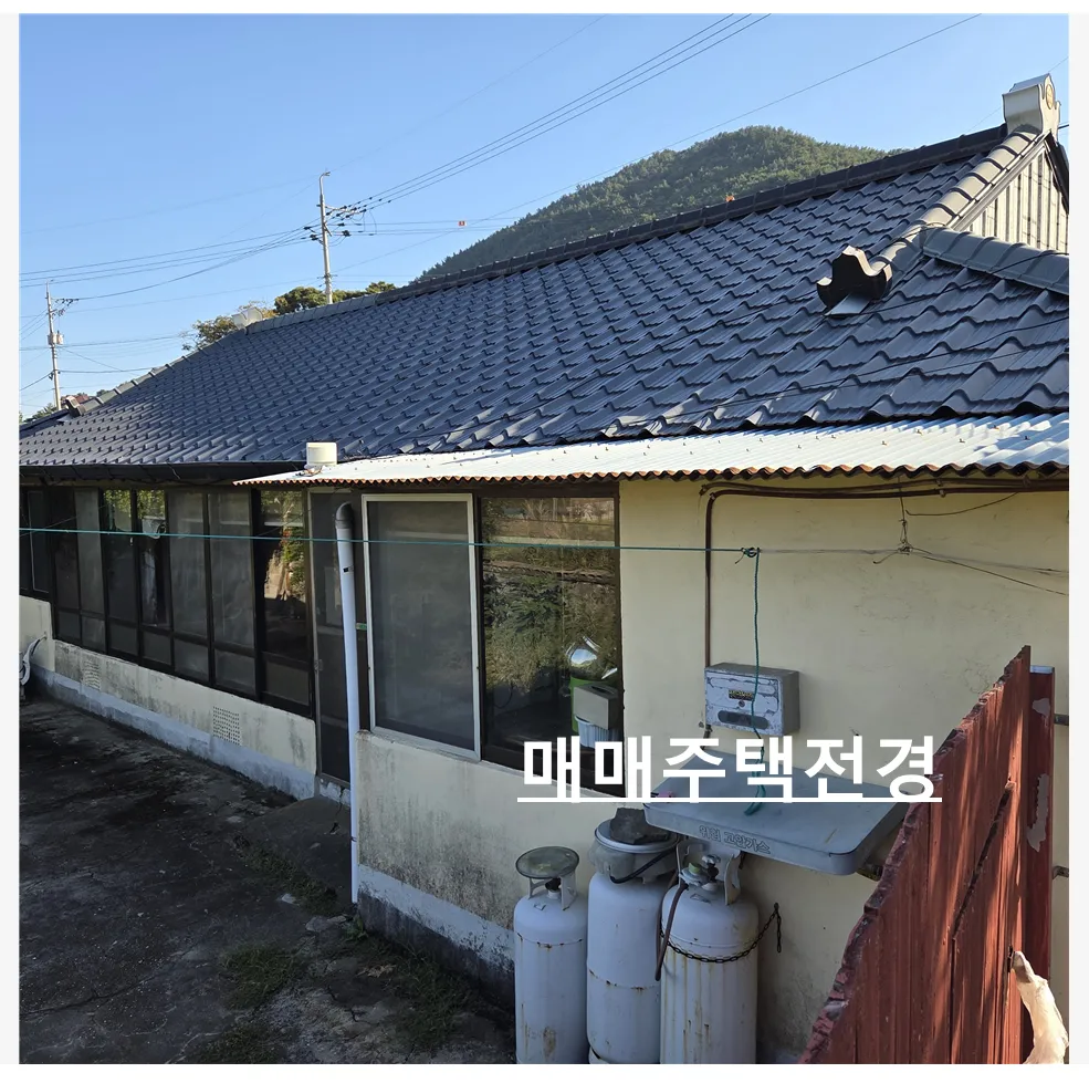 Rural Detached House for Sale in Nam-myeon, Namhae-gun, Gyeongsangnam-do, with One Outbuilding photo 6