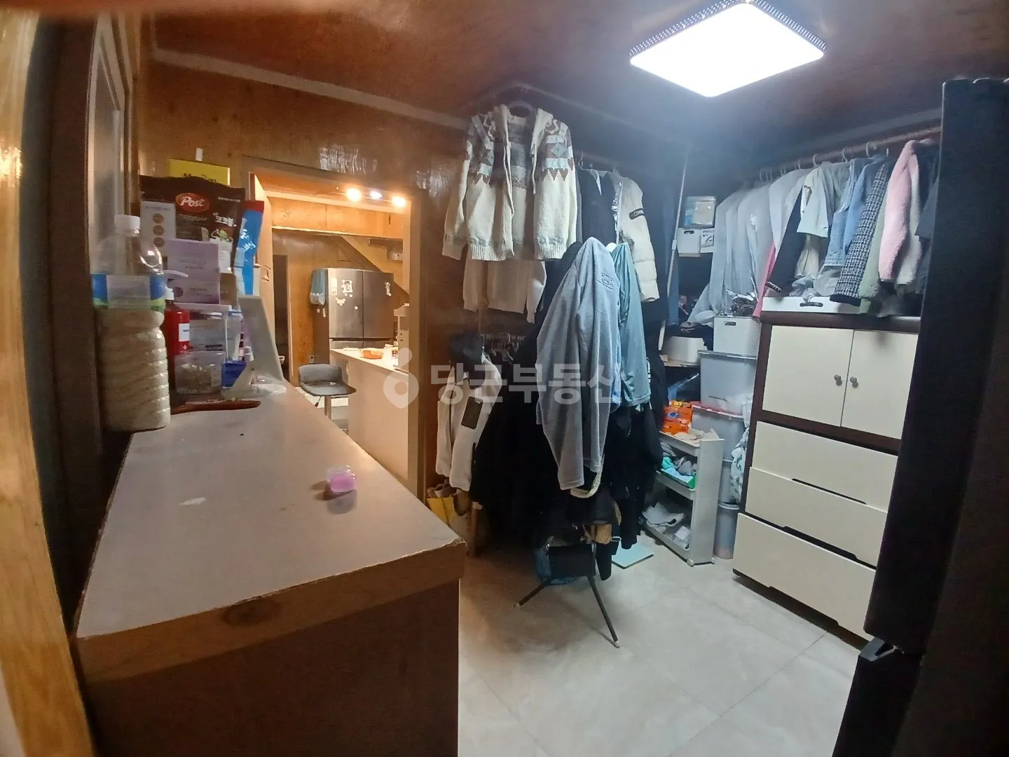 28-Pyeong Rural House for Sale in Nambumin-dong, Seo-gu, Busan, with 2 Yard Storage Sheds photo 6
