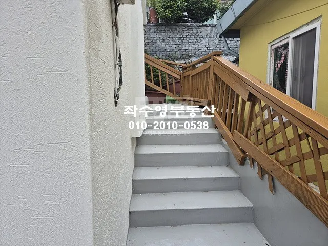 Renovated Detached House for Sale in Chungmu-dong, Yeosu-si, Jeonnam-Gwangju Integrated Special City, with Spacious Yard and Rooftop photo 7