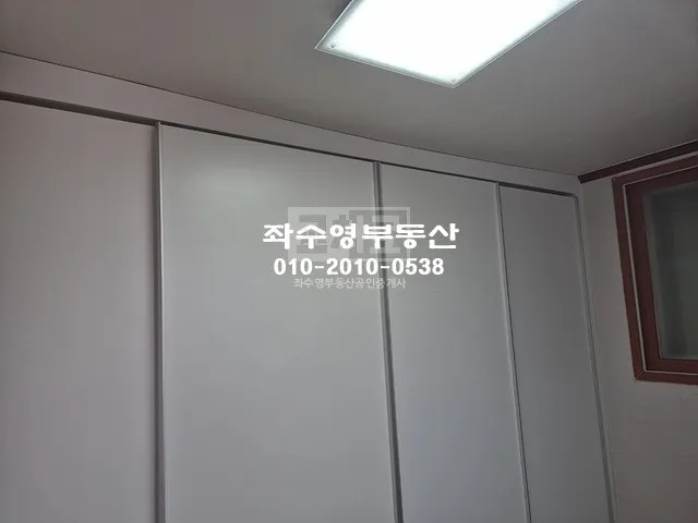Renovated Detached House for Sale in Chungmu-dong, Yeosu-si, Jeonnam-Gwangju Integrated Special City, with Spacious Yard and Rooftop photo 10