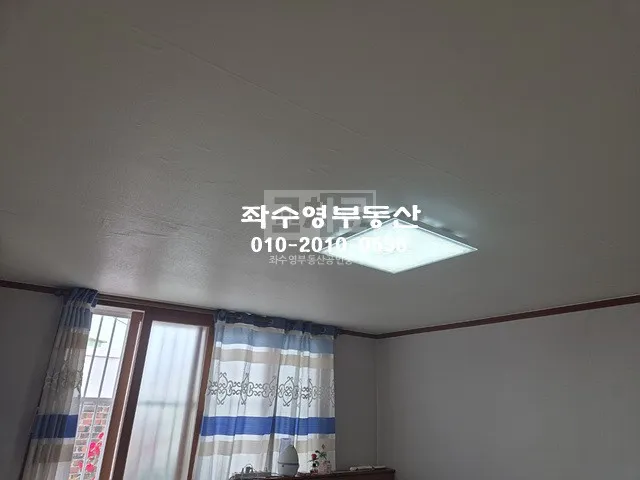 Renovated Detached House for Sale in Chungmu-dong, Yeosu-si, Jeonnam-Gwangju Integrated Special City, with Spacious Yard and Rooftop photo 9
