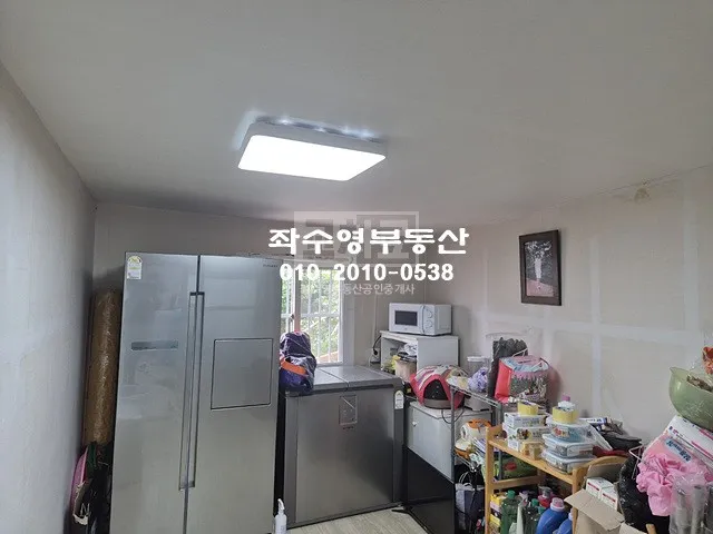 Renovated Detached House for Sale in Chungmu-dong, Yeosu-si, Jeonnam-Gwangju Integrated Special City, with Spacious Yard and Rooftop photo 2