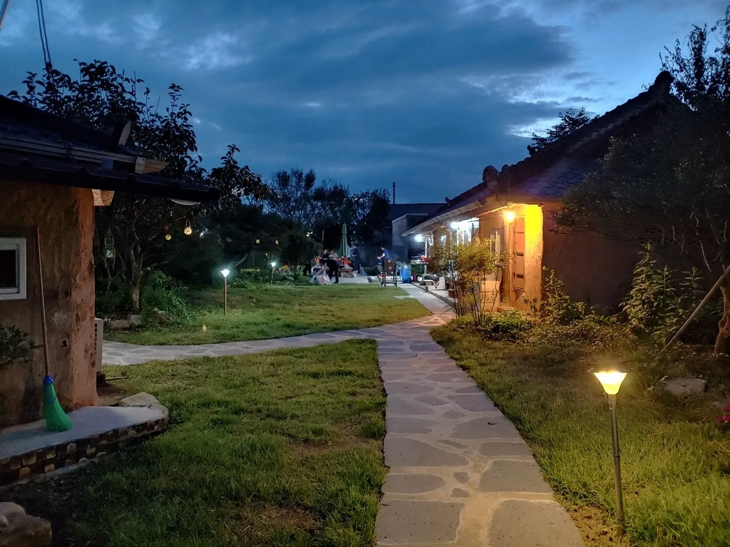 Rural House for Sale in Subuk-myeon, Damyang-gun, Jeonnam, with a Lawn and Vegetable Garden photo 7