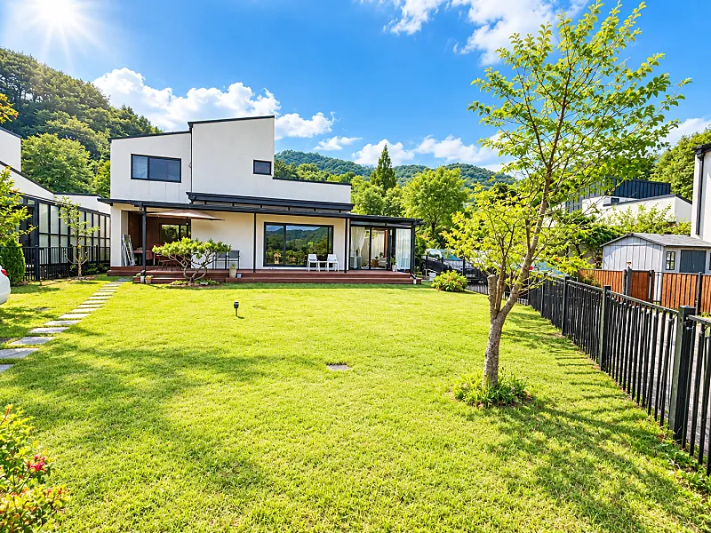 Rural Home for Sale in Hwajeon-ri, Yongmun-myeon, Yangpyeong-gun, Gyeonggi-do — Completed in 2021, 123-pyeong Lot photo 5