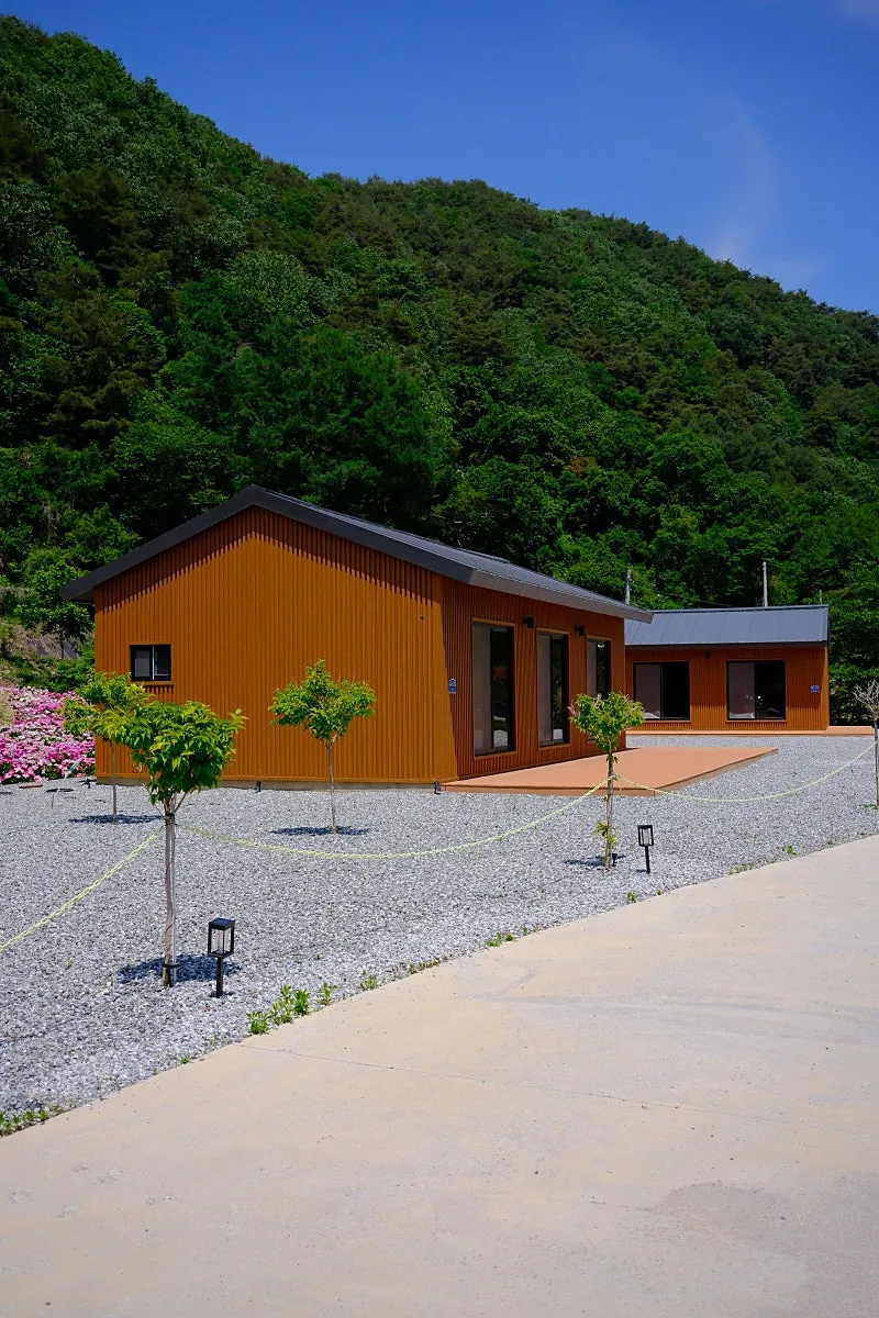 Second Homes for Sale in Bongyang-eup, Jecheon-si, North Chungcheong Province, with 550 pyeong of Land and 3 Houses photo 5
