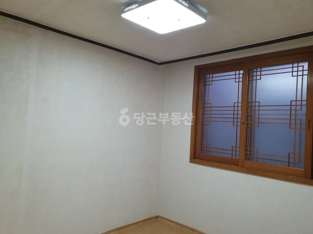 For Sale: Sinjeonwon Villa in Namsan-dong, Geumjeong-gu, Busan, Exclusive Area 50.45㎡, Two Rooms or More photo 2