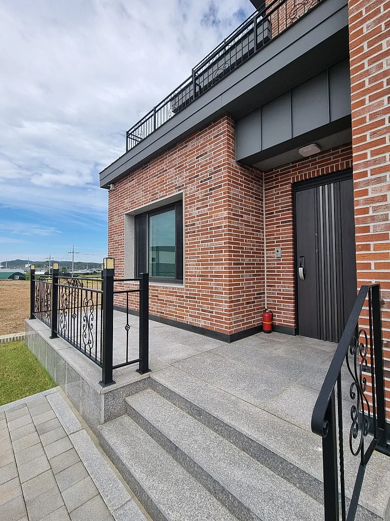 Newly Built Country Home for Sale in Jinwi-myeon, Pyeongtaek, Gyeonggi-do, 63.58 pyeong Including Attic photo 4