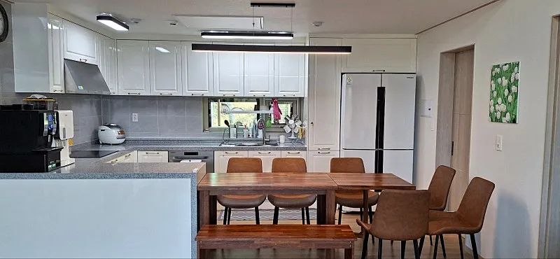 Jeju Island, Jeju, Hallim-eup Detached House for Sale, 235-Pyeong Lot · 3 Bedrooms photo 9