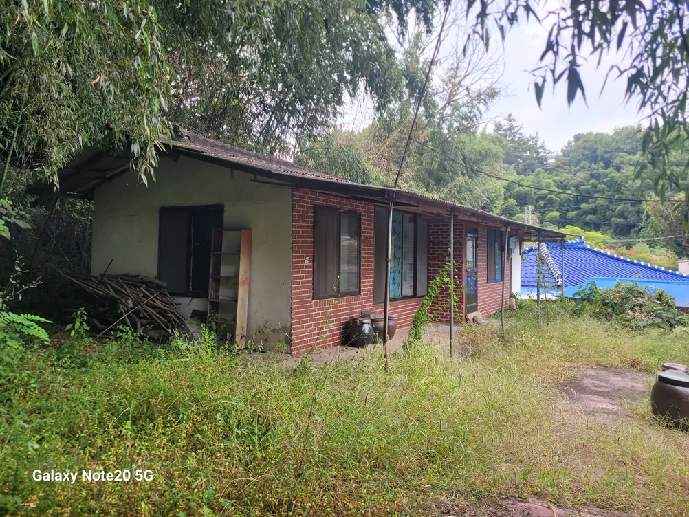 Farmhouse for Sale in Samhyang-eup, Muan-gun, Jeonnam-Gwangju Special Metropolitan City, Requiring Remodeling photo 5