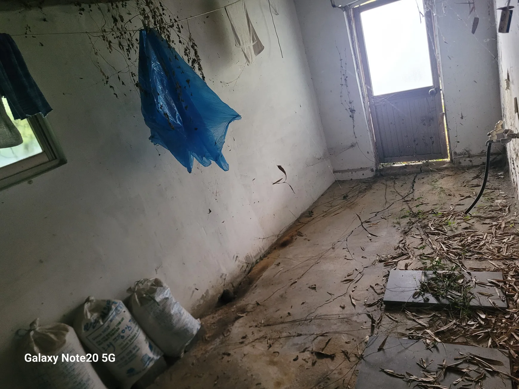 Farmhouse for Sale in Samhyang-eup, Muan-gun, Jeonnam-Gwangju Special Metropolitan City, Requiring Remodeling photo 8