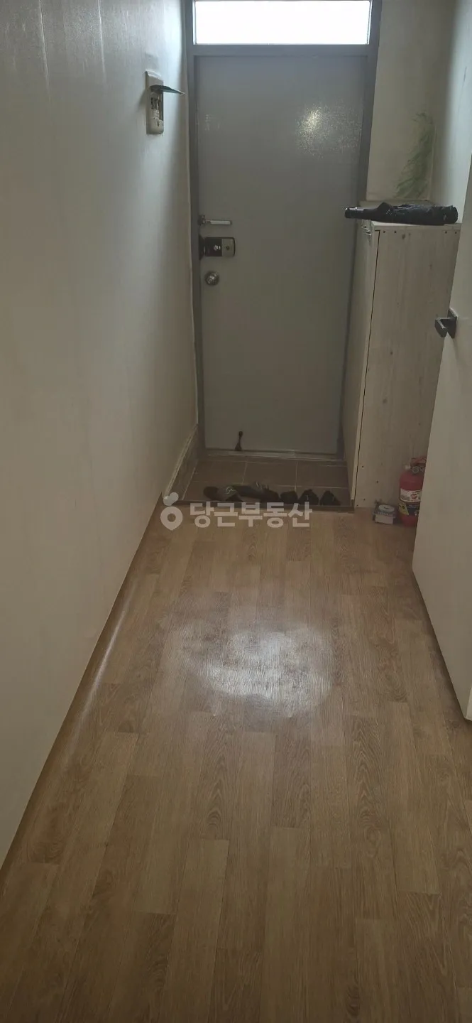 10-pyeong Villa for Sale in Yongho-dong, Nam-gu, Busan; 2 Rooms · Exclusive Area 33.19㎡ photo 2