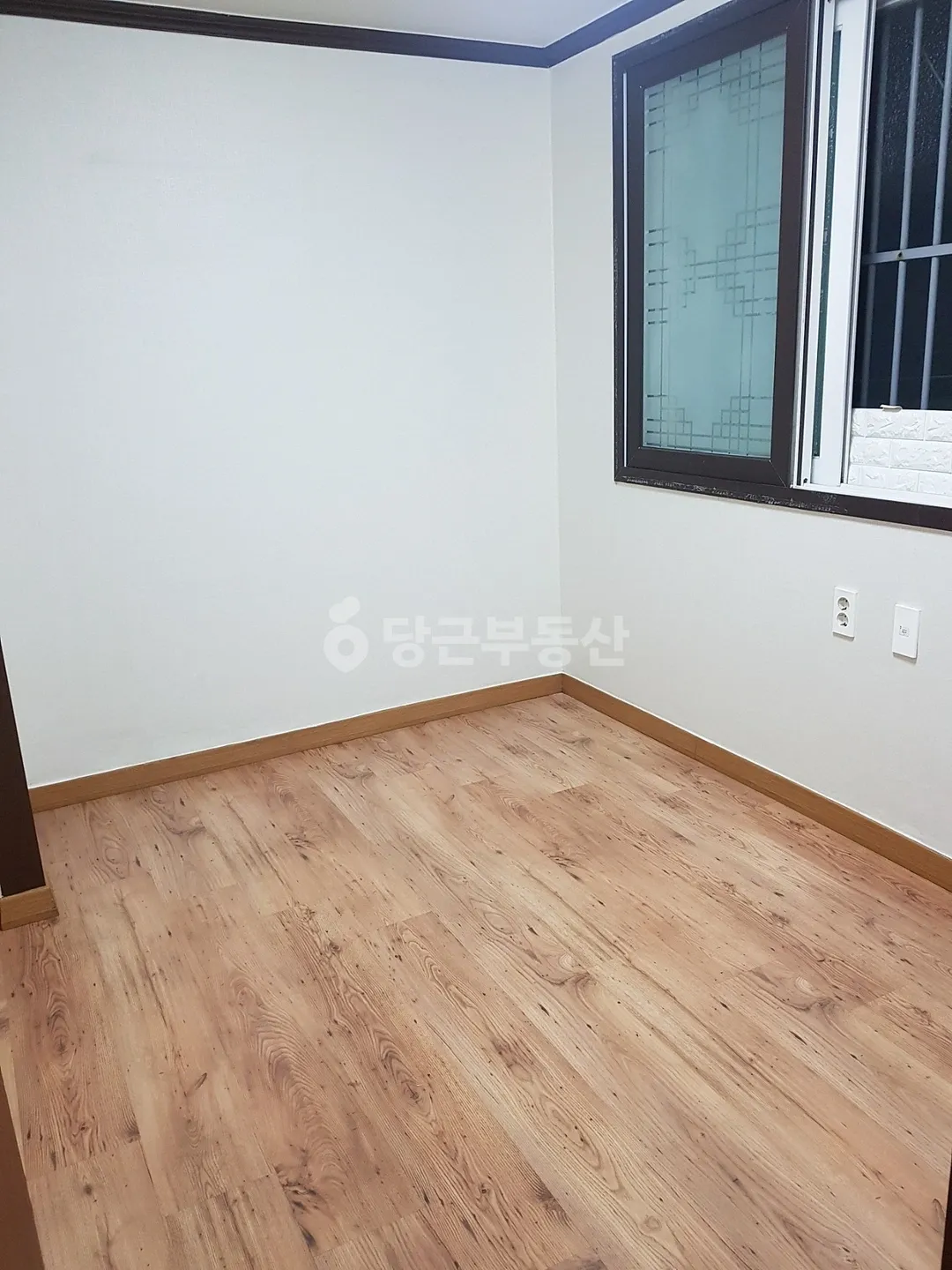 Villa for Sale in Choryang-dong, Dong-gu, Busan, 49㎡ Exclusive Area · 1-Minute Walk to Bus Stop photo 5
