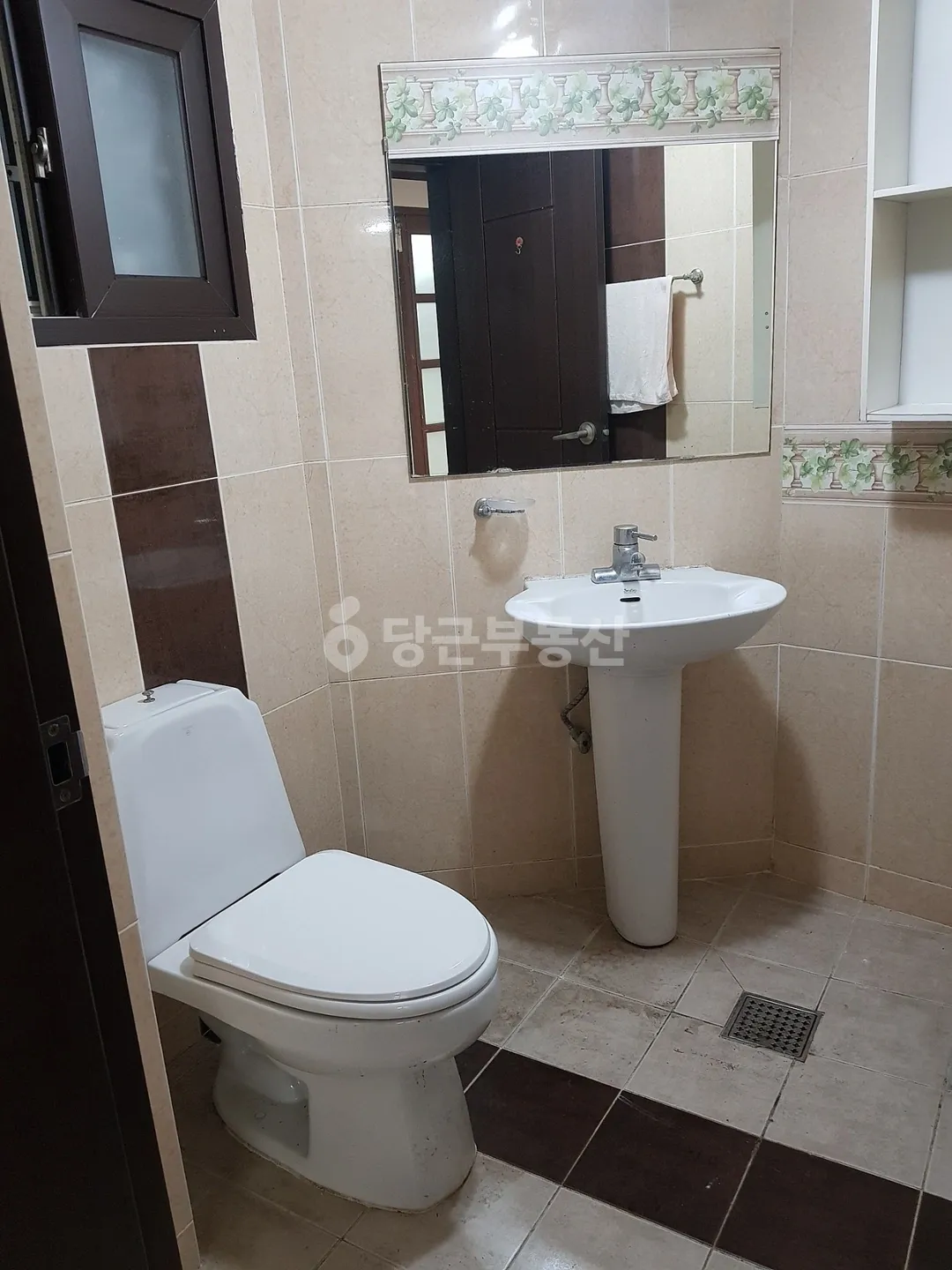 Villa for Sale in Choryang-dong, Dong-gu, Busan, 49㎡ Exclusive Area · 1-Minute Walk to Bus Stop photo 7
