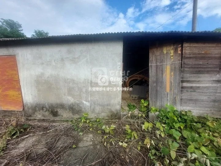 Farmhouse for Sale in Sora-myeon, Yeosu, Jeollanam-do, Requiring Remodeling photo 6