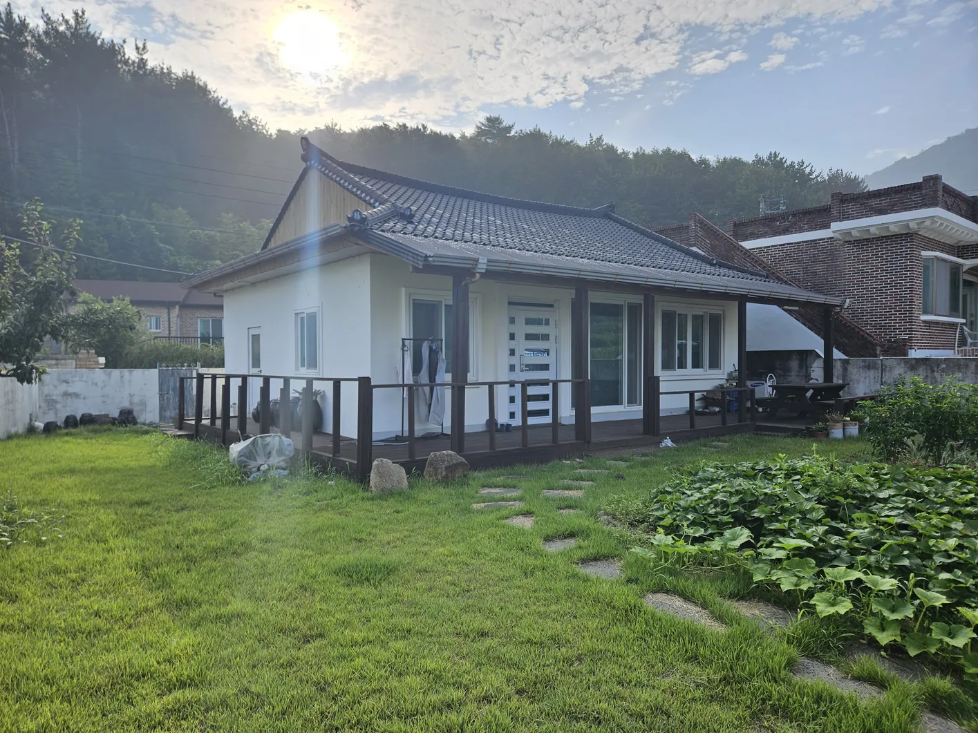 Fully remodeled country home for sale in Goryu-myeon, Goseong-gun, Gyeongsangnam-do photo 2