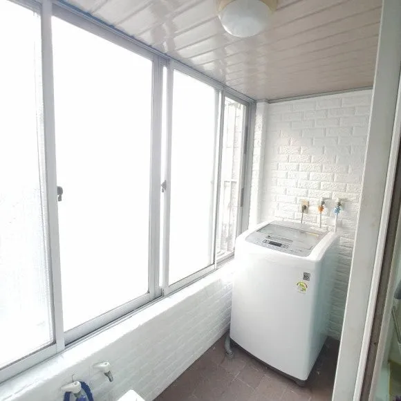 Remodeled Villa for Sale in Daecheong-dong 1-ga, Jung-gu, Busan, 3 Bedrooms · 2 Bathrooms photo 3