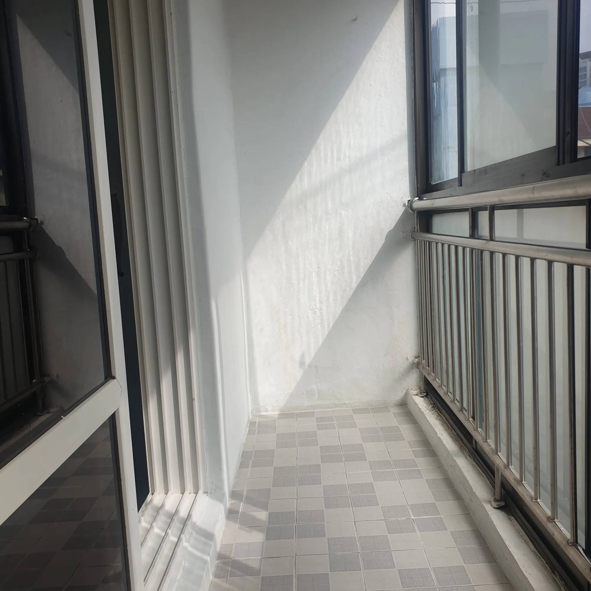 Two-Bedroom Villa for Sale in Gwansan-dong, Deogyang-gu, Goyang, Gyeonggi-do, South-Facing, 3rd Floor photo 6