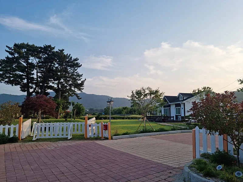 충청남도 서산 전원주택 매매, 주택 25평과 1000평대 토지 사진 2