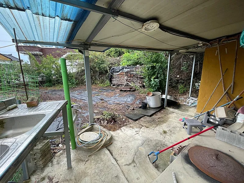 Single-Story Country Home for Sale in Bugok-myeon, Changnyeong, Gyeongsangnam-do, with a Loess Room and Vegetable Garden photo 6