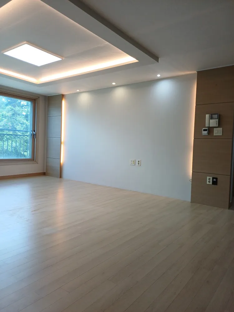 Villa for Sale in Wangsan-ri, Mohyeon-eup, Cheoin-gu, Yongin-si, Gyeonggi-do; Two Bathrooms, Fully Renovated photo 2