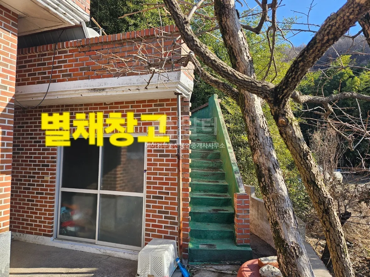 South-Facing Country Home for Sale in Jinsang-myeon, Gwangyang-si, Jeollanam-do, with a Detached Room and Cold Storage photo 4