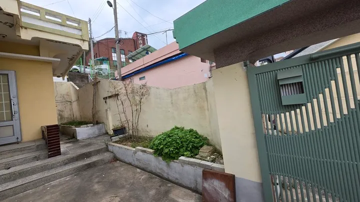 Sale of a Single-Story Detached House with a Good View in Yongdang-dong, Mokpo-si, Jeollanam-do photo 5