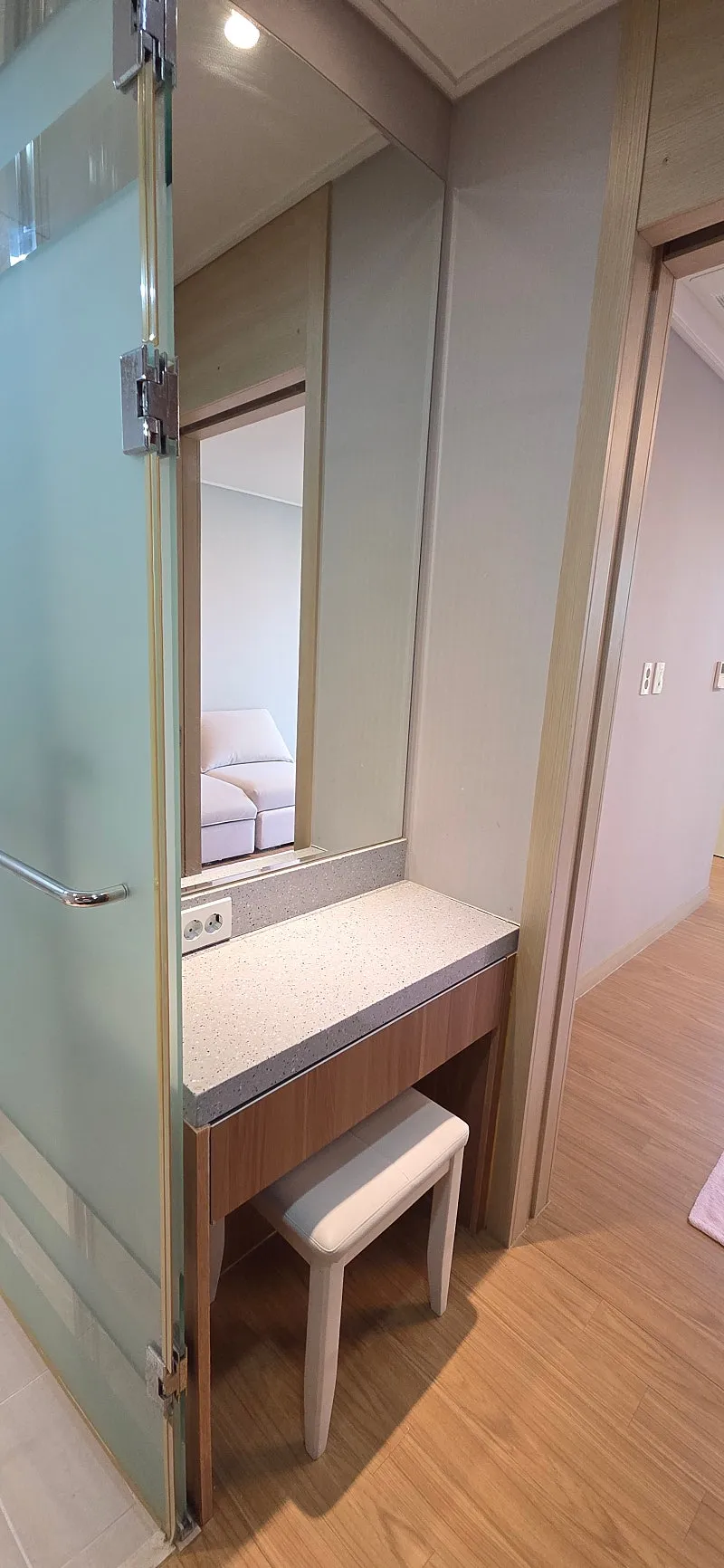 Detached House for Sale in Seongbok-dong, Suji-gu, Yongin, Gyeonggi-do, 93 Pyeong of Land · 3 Floors photo 9