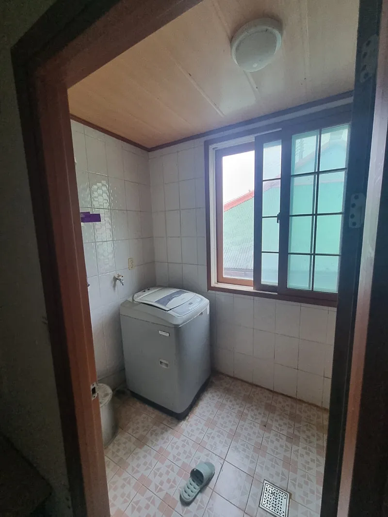 [Highly Urgent Sale] 102-Pyeong Lot with Country House in Gojang-ri, Jaeun-myeon, Sinan-gun, Jeonnam — KRW 59 Million photo 3