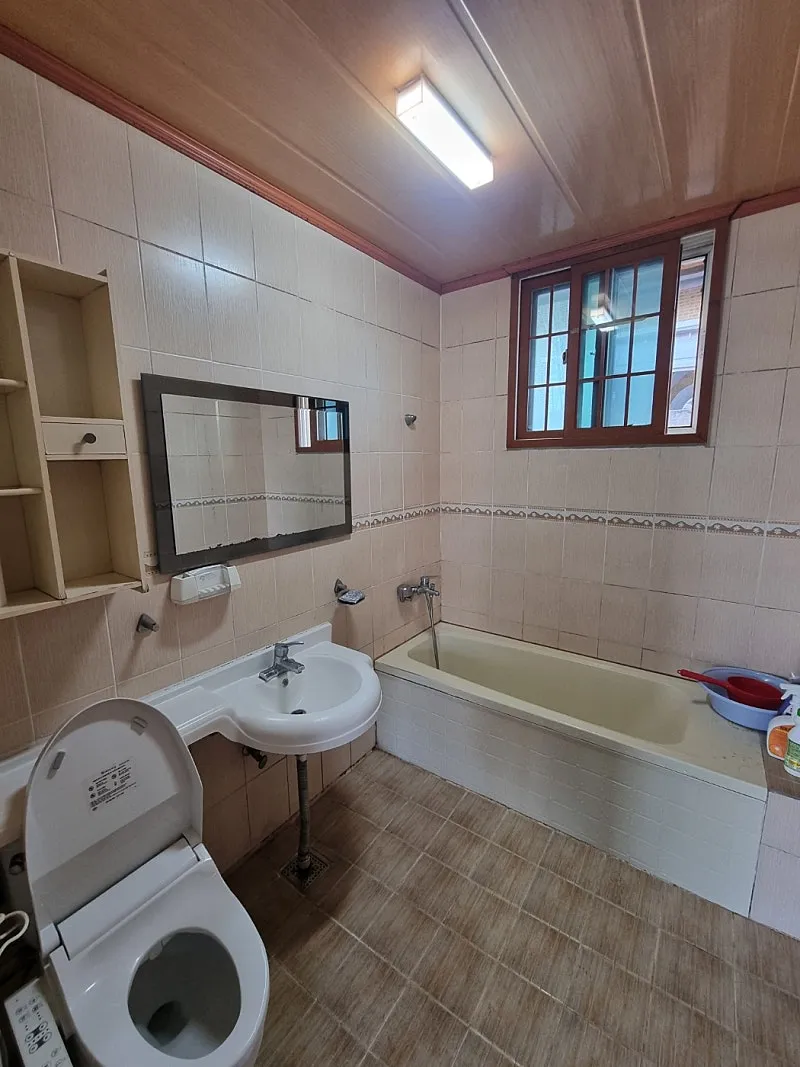 [Highly Urgent Sale] 102-Pyeong Lot with Country House in Gojang-ri, Jaeun-myeon, Sinan-gun, Jeonnam — KRW 59 Million photo 9