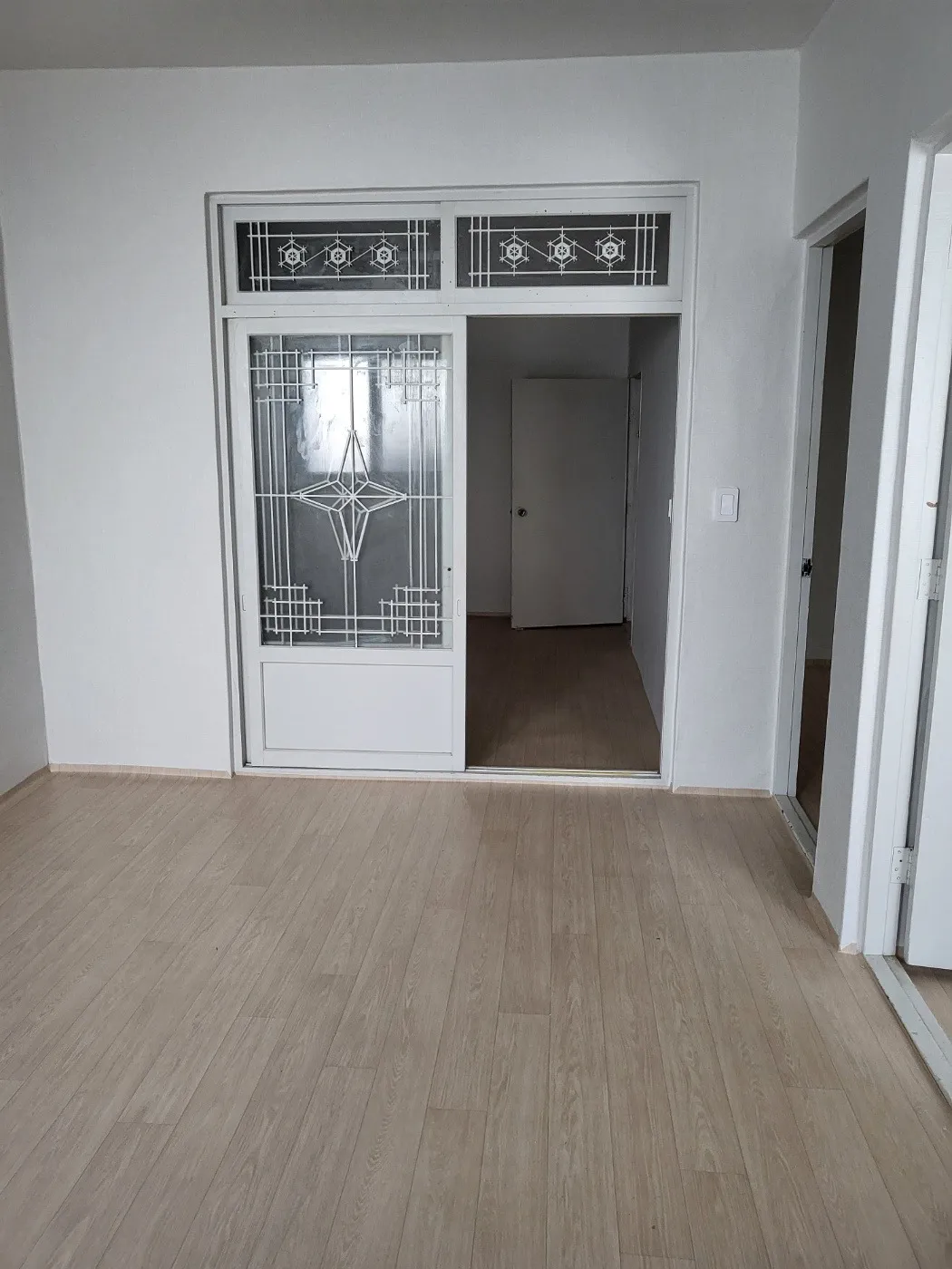 Detached House with a Yard for Sale in Munsu-dong, Yeosu-si, Jeollanam-do photo 3