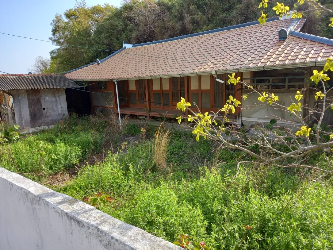 Rural House for Sale in Nangdo-ri, Hwajeong-myeon, Yeosu, Jeollanam-do, Land Area 311㎡ photo 2